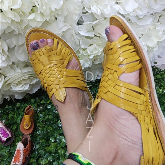 Spring styles coming soon - Picture 4 of 5